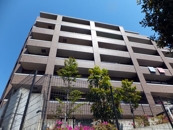 ネオヒルズ東寺尾北台 2