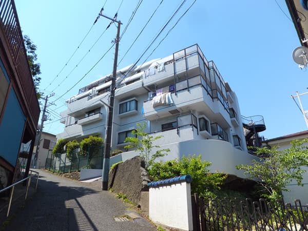 ニックアーバンハイム東寺尾北台 4