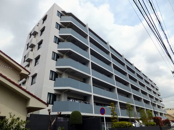 クレッセント十日市場 1