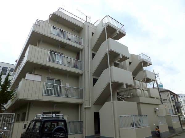 エスペランサ十日市場 2