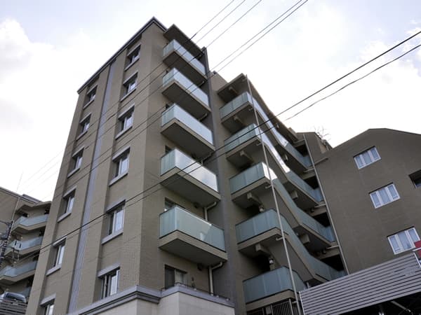 ネスティア菊名桜山公園センターヒルズ 1