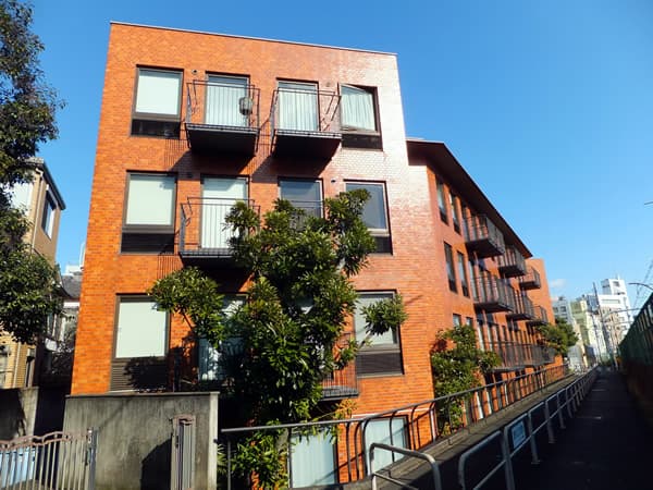 千駄ヶ谷シルクハイツ 1