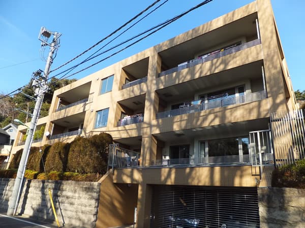 グランディオーゼ岡本 2