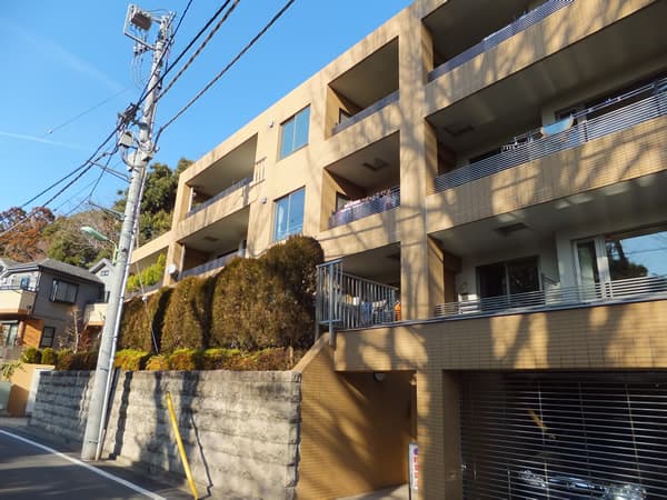 グランディオーゼ岡本 3