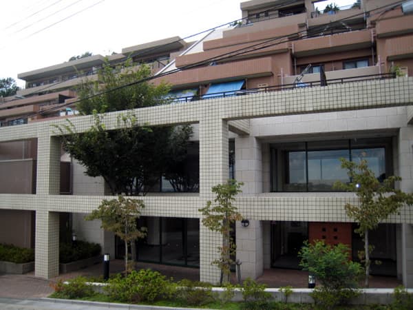 クレストフォルム新百合ヶ丘サウスヒル 1