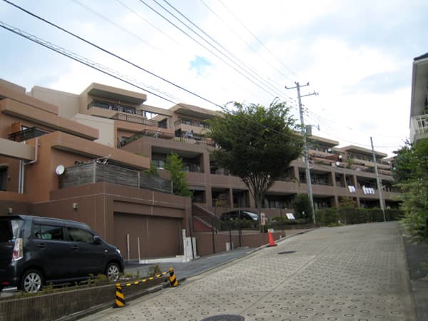 クレストフォルム新百合ヶ丘サウスヒル 2