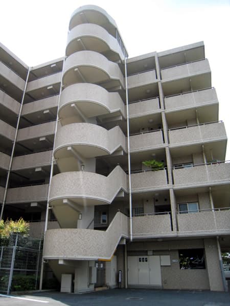 新百合ヶ丘ガーデンフォルム 3