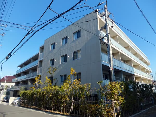 アールブラン新百合ヶ丘 3