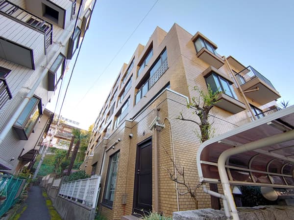 ライオンズマンション信濃町 1