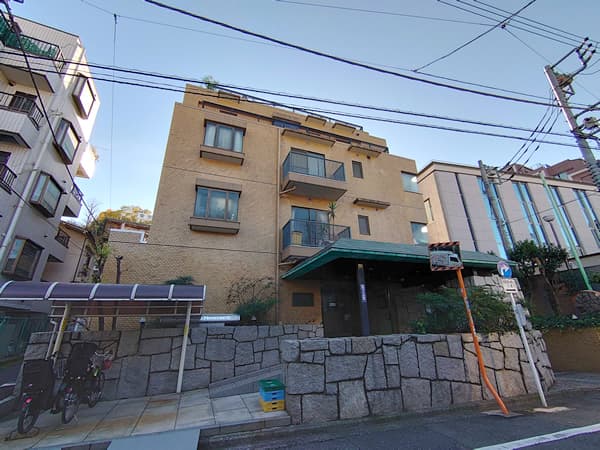 ライオンズマンション信濃町 2