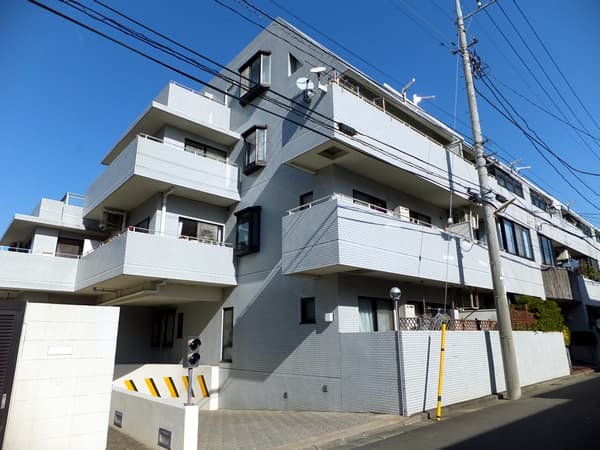 ニューウェルテラス生田 2