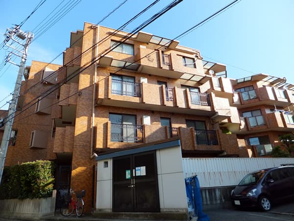 ニックシルクハイム大倉山 1