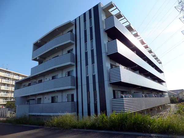 グランアジール大倉山 1