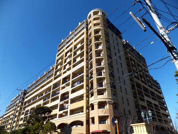 レイディアントシティ向ヶ丘遊園フランス街区 2