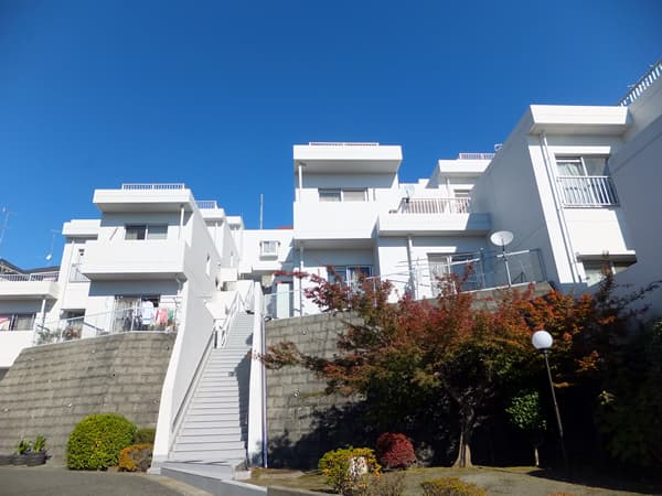 コスモ百合ヶ丘ホワイトヒルズ 1