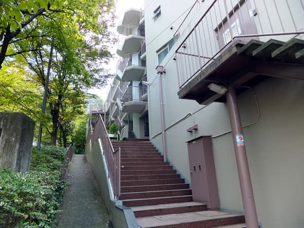 コモンヒル大倉山 3