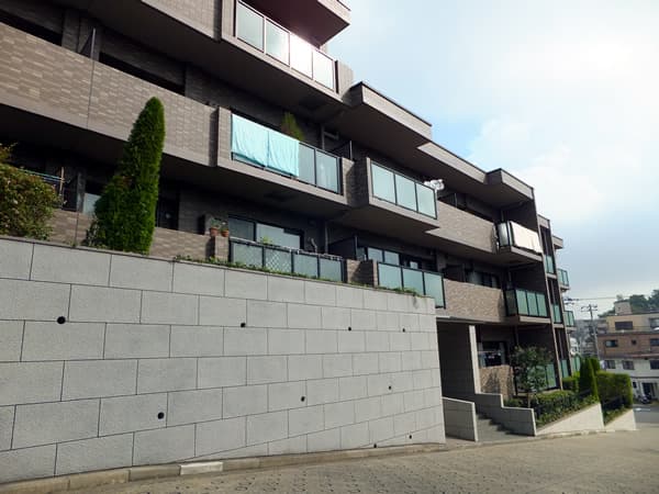 オーベル大倉山 1