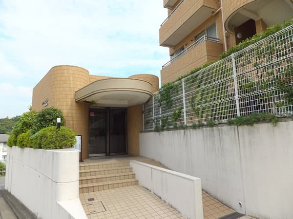 ハイラーク大倉山セカンドウイング 5