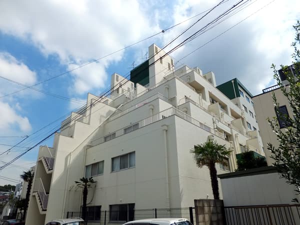 パロス大倉山 4