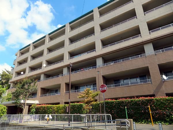 ディグニコート大倉山ヒルズ 1