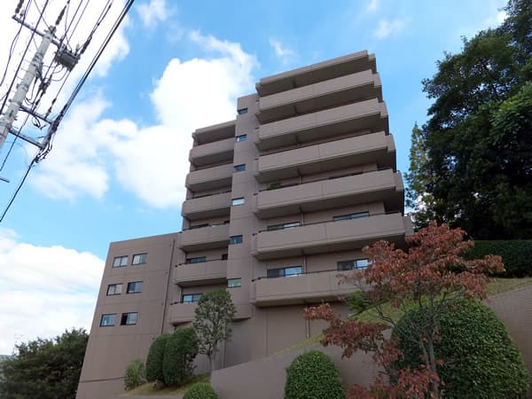 アドリーム大倉山 1