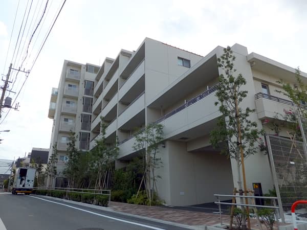 クリオ下赤塚 2