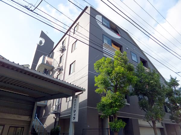 サラータ赤塚 1