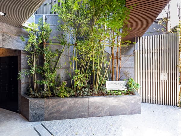 ロイヤルシーズン麻布永坂 4