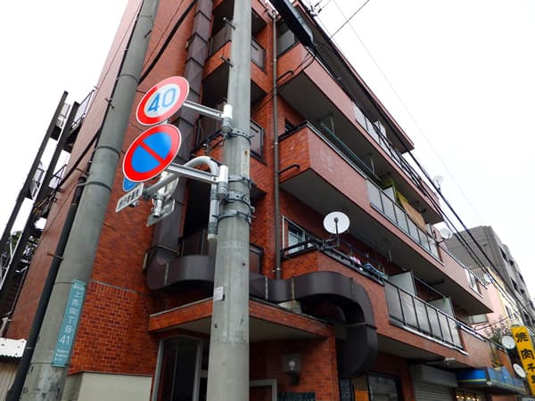 ニューウェルハイツ上馬 1