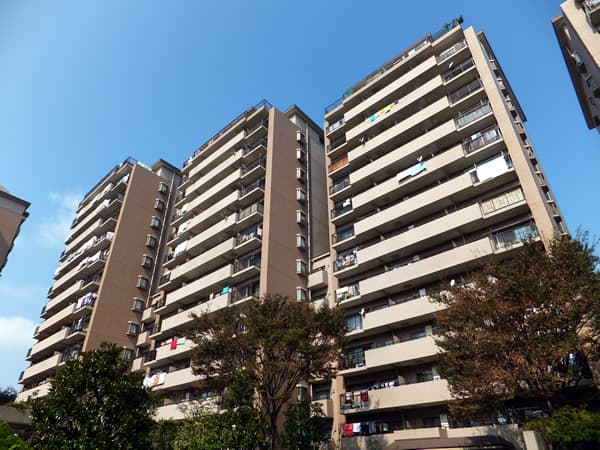 港北ファミールハイツ10号棟 1