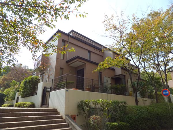 港北ファミールハイツ4号棟 1