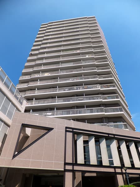 エリム春日町パークタワー 3