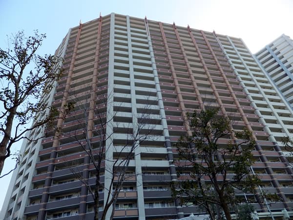 ヨコハマタワーリングスクエアウエスト 1