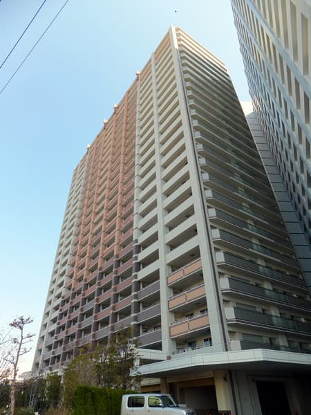 ヨコハマタワーリングスクエアウエスト 3