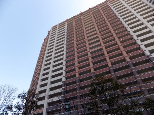 ヨコハマタワーリングスクエアウエスト 4