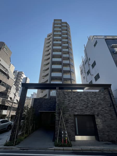 ルジェンテ新宿御苑前 3