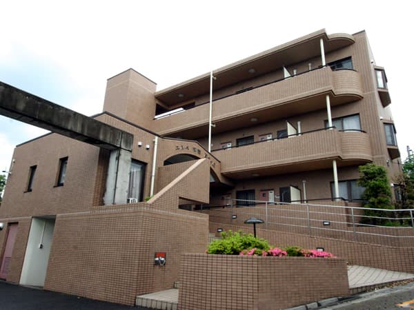 エルベ初穂百合ヶ丘 1