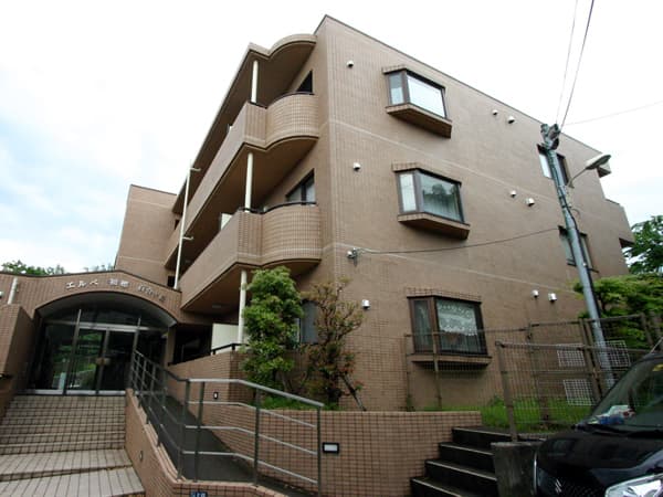 エルベ初穂百合ヶ丘 2