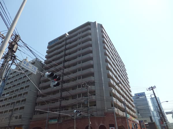 アマックス横浜 4