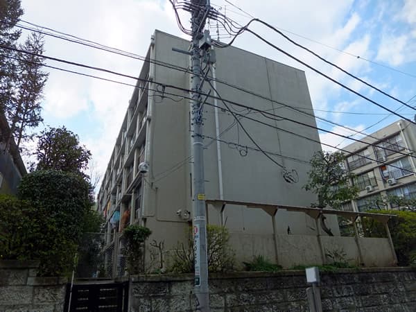 代官山コーポラス2号棟 1