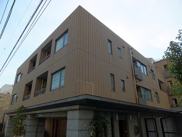 ライオンズマンション南青山グランフォート 3