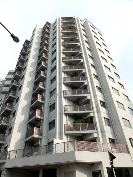 レグノラフィネ南青山 2