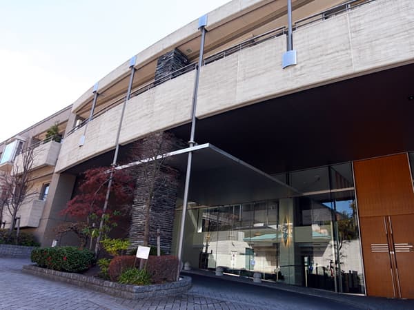 フェアロージュ南平台 2