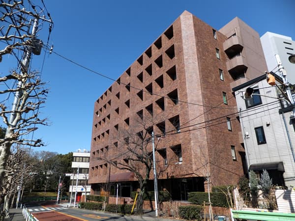 ロイヤル赤坂サルーン 1