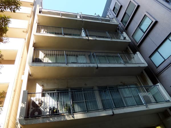 元赤坂マンション 1