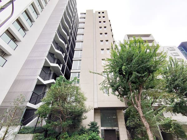 ナビウス西新宿 1