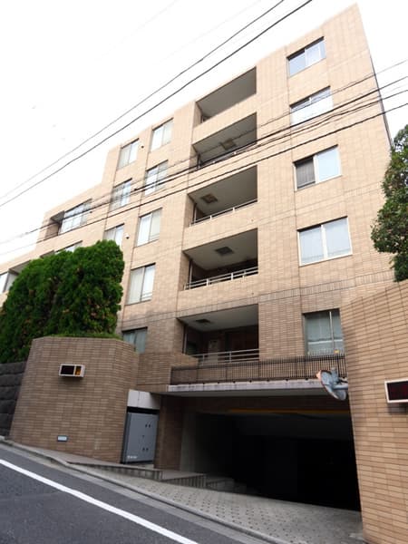 ヴェーゼント市ヶ谷 2