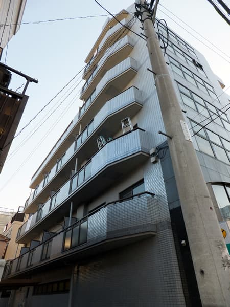 セザール大塚 3