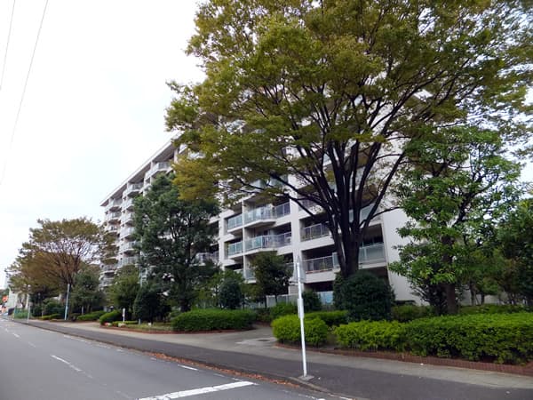 大倉山ハイム6号棟 1