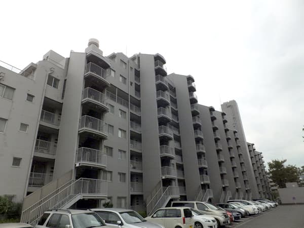 大倉山ハイム1号棟 1